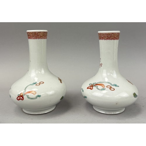 271 - A PAIR OF CHINESE VASES, QIANLONG MARK BUT REPUBLIC PERIOD
16cm H