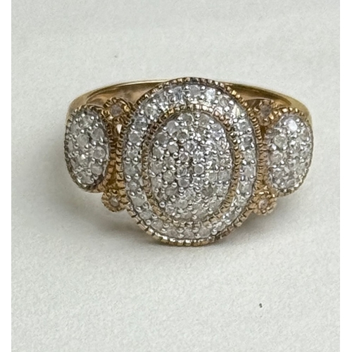 33 - A 9CT GOLD AND DIAMOND ENCRUSTED RING
Weight: 4.28gms
Size P