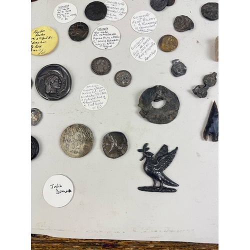 120 - VARIOUS COINS TO INCLUDE ANCIENT ROMAN, MEDIEVAL AND MORE TOGETHER WITH A SILVER BADGE, NEOLITHIC AR... 