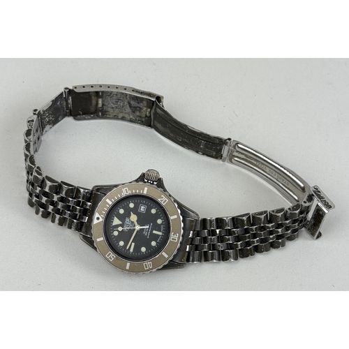 180 - A VINTAGE TAG HEUER 1000 AUTOMATIC 200M WRIST WATCH
 
 