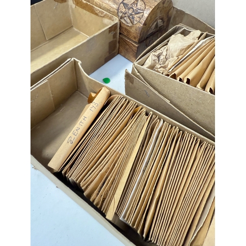 183 - A COLLECTION OF WATCH PARTS IN ENVELOPES, TO INCLUDE ZENITH, LONGINES, ALPINA
Spring bolts, wheels, ... 