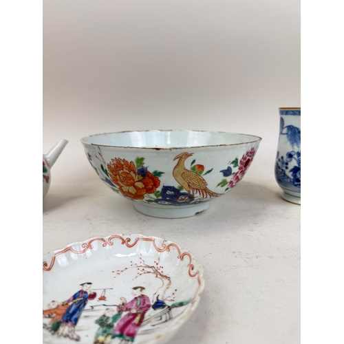 199 - CHINESE EXPORT CERAMICS, 18TH ABD 19TH CENTURY
To include teapot, punch bowl, mug and a dish
23 cm w... 