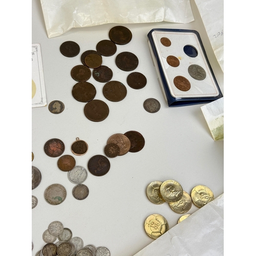 91 - A LARGE COLLECTION OF COINS TO INCLUDE SILVER, GEORGIAN, BRONZE, US 1OZ SILVER, COMMEMORATIVE (QTY)... 