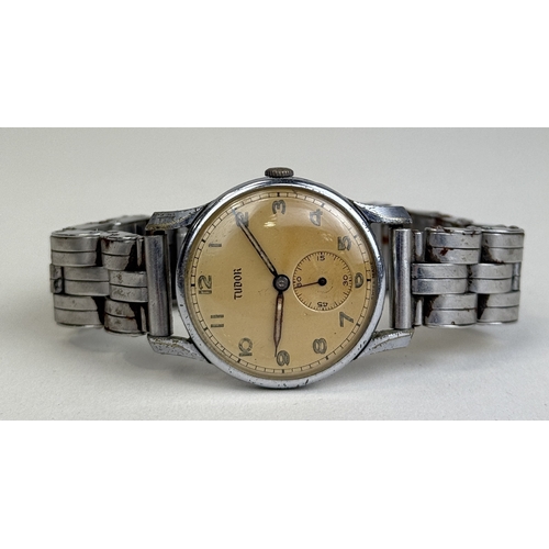 317 - A GENTLEMAN'S TUDOR STAINLESS STEEL WRISTWATCH
Registered number 527315, 786.