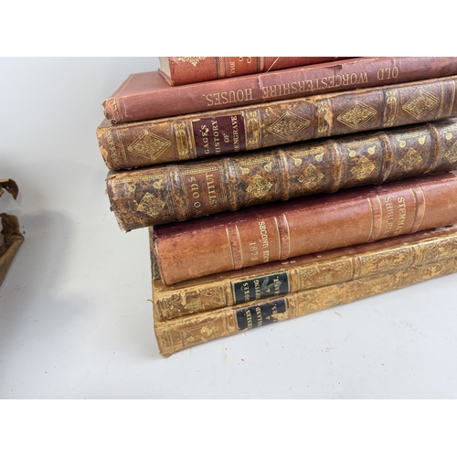 466 - A COLLECTION OF BOOKS TO INCLUDE LEATHER BOUND EDITIONS