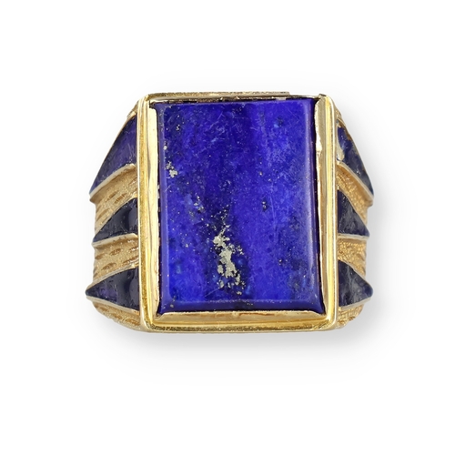 11 - A GENTLEMAN'S 14 CARAT GOLD TEXTURED SIGNET RING, SET WITH A RECTANGULAR LAPIS LAZULI PLAQUE
The sho... 