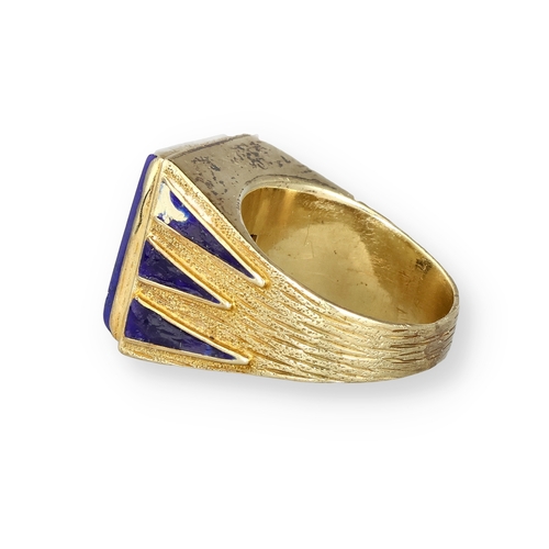 11 - A GENTLEMAN'S 14 CARAT GOLD TEXTURED SIGNET RING, SET WITH A RECTANGULAR LAPIS LAZULI PLAQUE
The sho... 