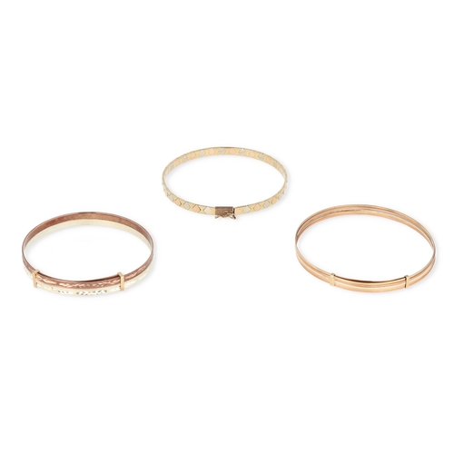 20C - THREE MODERN 9CT GOLD THREE COLOUR BRACELETS OF VARYING DESIGN
20.4 gms