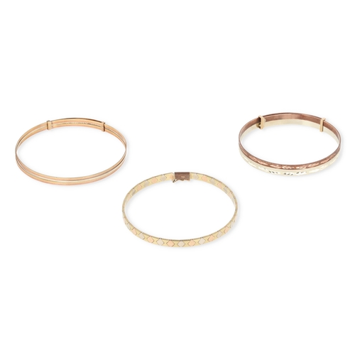 20C - THREE MODERN 9CT GOLD THREE COLOUR BRACELETS OF VARYING DESIGN
20.4 gms