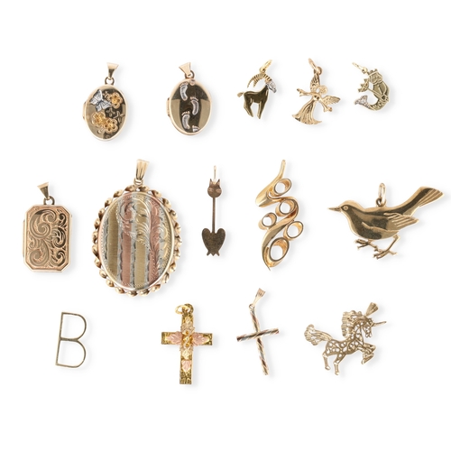 33 - FOUR MODERN 9CT GOLD LOCKETS OF VARYING DESIGNS, TOGETHER WITH TEN 9CT GOLD PENDANTS AND CRUCIFIXES ... 