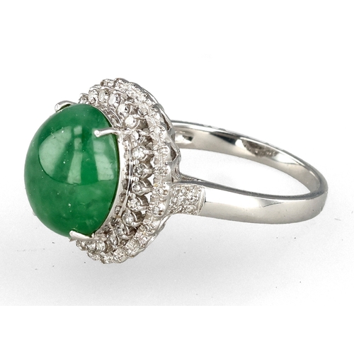 48 - A CHINESE DIAMOND SET GOLD RING WITH JADE CABOCHON, BAND MARKED '18K'
Weight: 5.7gms
一枚凸圓形金鑲玉戒指，戒指標記... 