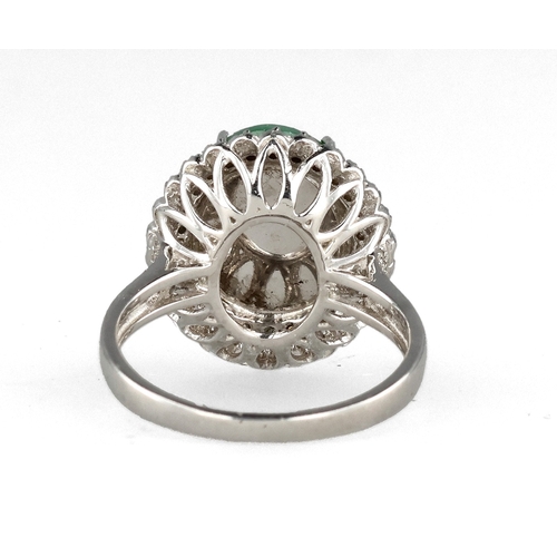 48 - A CHINESE DIAMOND SET GOLD RING WITH JADE CABOCHON, BAND MARKED '18K'
Weight: 5.7gms
一枚凸圓形金鑲玉戒指，戒指標記... 