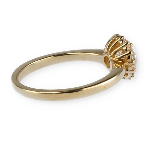 10 - AN 18CT GOLD DIAMOND RING, CENTRE STONE 1CT
Weight: 3.2gms