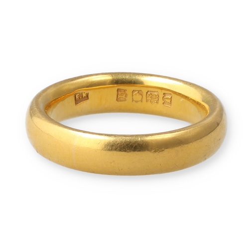 11 - A 22CT GOLD WEDDING BAND
9.6 gms