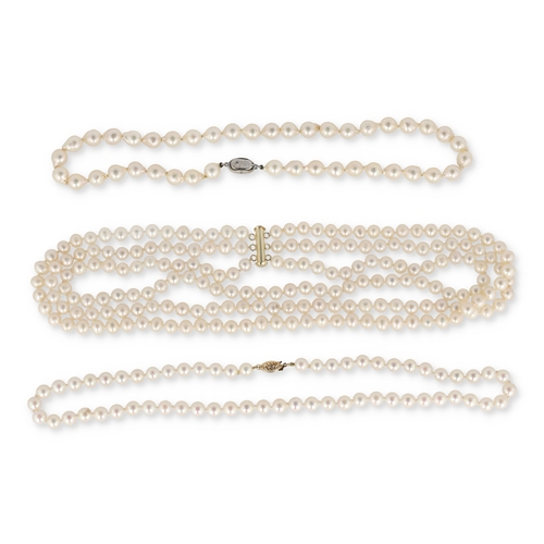50 - THREE PEARL NECKLACES, ONE WITH 15CT GOLD CLASP