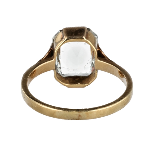 70 - A 14CT GOLD RING SET WITH A CLEAR STONE
Weight: 3.2gms