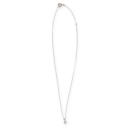 71 - A 9CT WHITE GOLD NECKLACE WITH DIAMOND PENDANT
2.4gms