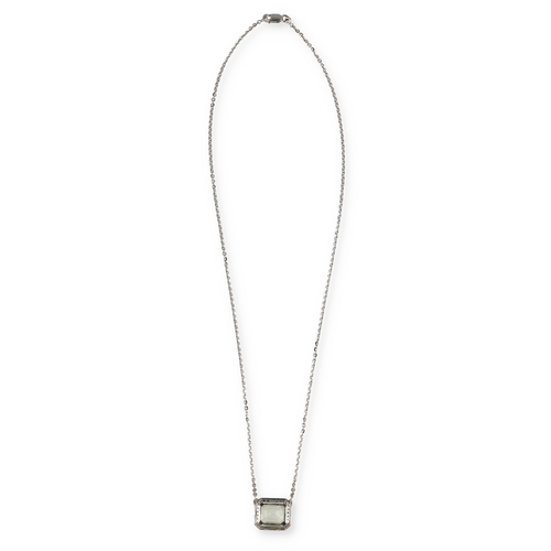 103 - AN 18CT WHITE GOLD NECKLACE WITH YELLOW STONE
Weight: