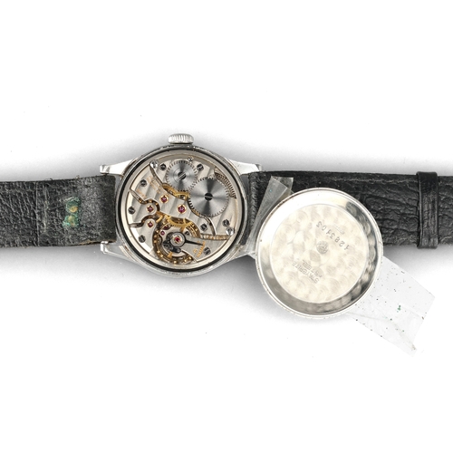 113 - A VINTAGE GENTLEMAN'S INTERNATIONAL WATCH COMPANY WRIST WATCH
 