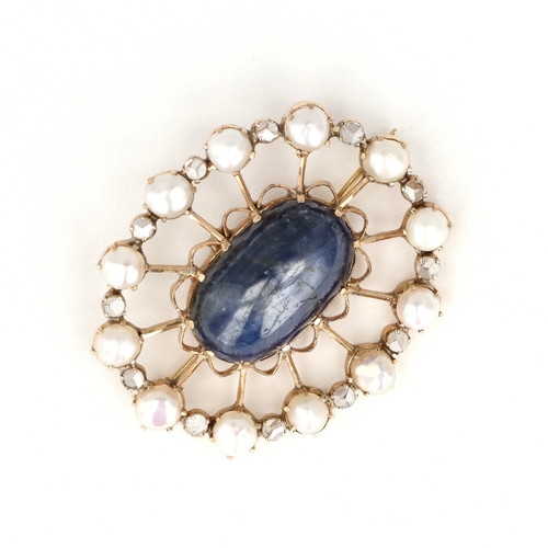 30 - A GOLD, PEARL AND DIAMOND BROOCH, CENTER STONE POSSIBLY A SAPPHIRE
Weight: 12.5 gms