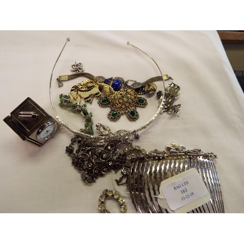 163 - A mixed selection of assorted costume jewellery  to include earrings, bracelets, brooches, marquiset... 