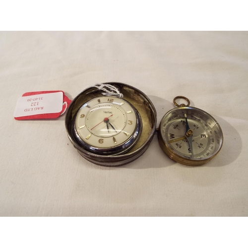 122 - A gent's Smith pocket watch with Arabic numerals together with a compass
