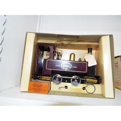 388 - A Momod O gauge 0-4-0 tank locomotive limited edition 'Golden Jubilee Year' 1939-1989 boxed in mint ... 