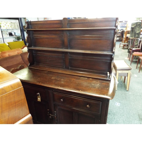 Lot 597       