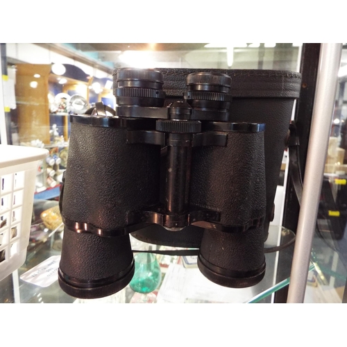 105 - A pair of Prinz 10 x 50 binoculars and carry case