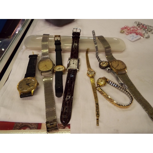 141 - A mixed selection of assorted wristwatches to include 'Lours', 'Times', 'Sekonda', examples etc