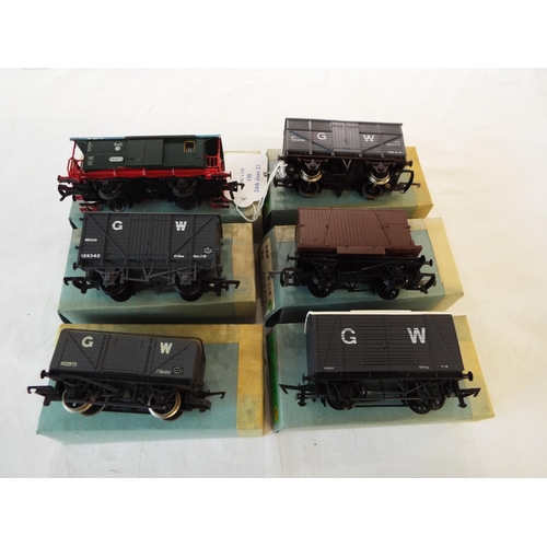 150 - A Grafar 12404 GWR vent van, a Mainline 37430 GWR 12 ton vent van, a Hornby 240 GWR 7 plank wagon wi... 