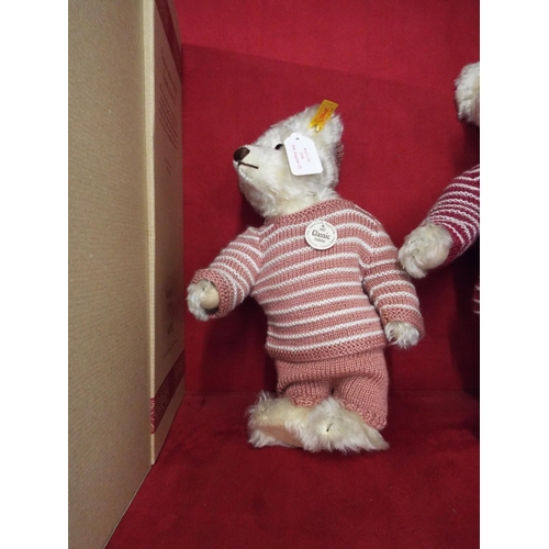 234 - A Limited Edition Steiff '1907 Classic Teddy Bear' white blond mohair with salmon coloured knitted s... 