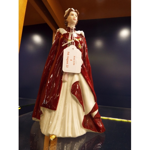 4 - A Royal Worcester figurine in celebration of the Queen's 80th birthday 2006