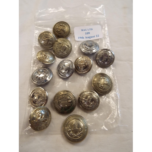 109 - A mixed selection of Railway memorabilia buttons to include 'London Middlesex and Scottish Railways'... 