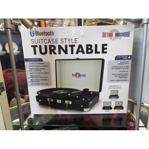 118 - A Bluetooth Suitcase Style Turntable