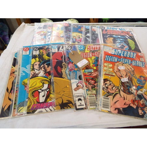 51 - A selection of vintage DC Giant Legion of Super Heroes comics (26)