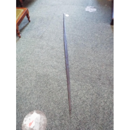 491 - A vintage long bow