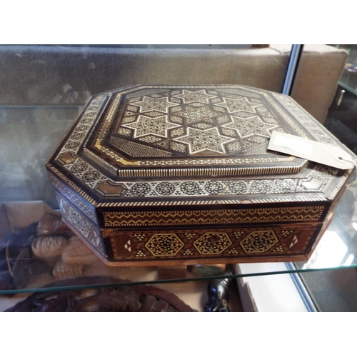 584 - A decorative inlaid Indian box with bone inlay