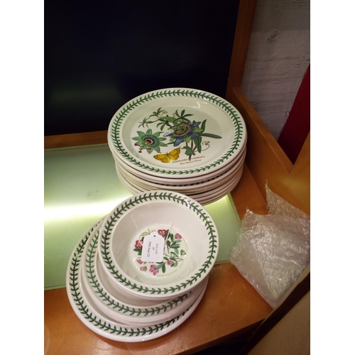 27 - Ten Portmeirion 'Botanic Garden' (five in poor condition), four side plates and two bowls