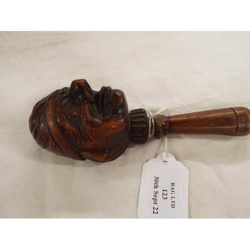 123 - A Victorian wooden carved nutcracker of Mr Punch