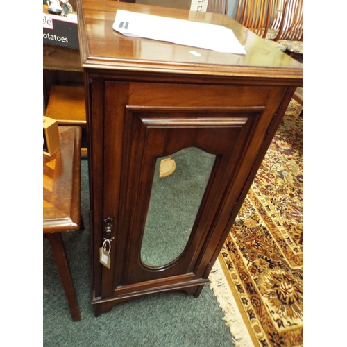 616 - A Victorian mahogany bevel mirror door music cabinet with two internal shelves