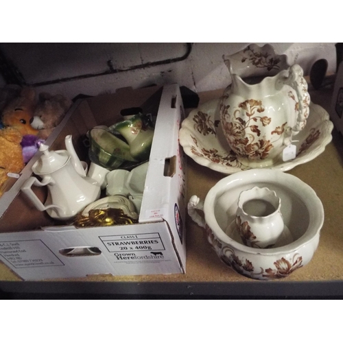 381 - A mixed selection of china to include coffee set etc together with an Allerton's 'Derby' wash bowl, ... 