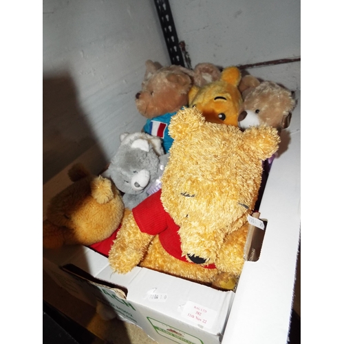 382 - A box of cuddly toys