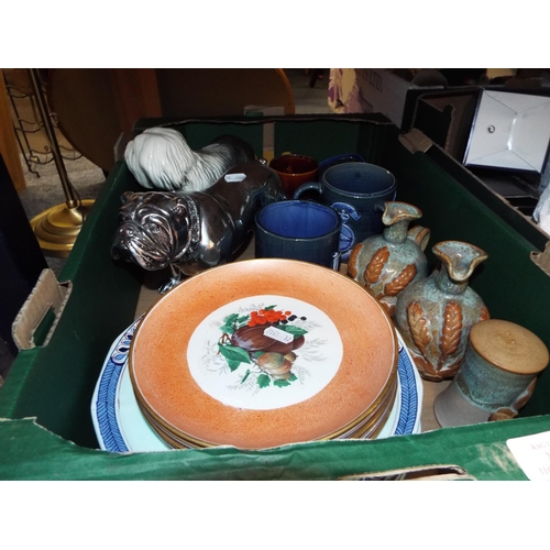 340 - A mixed selection to include Canterbury pottery, plates, a Coopercraft old English Sheepdog, a silve... 