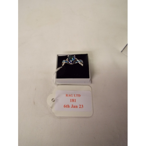 181 - A 925 silver ring inset with blue/green topaz, size U