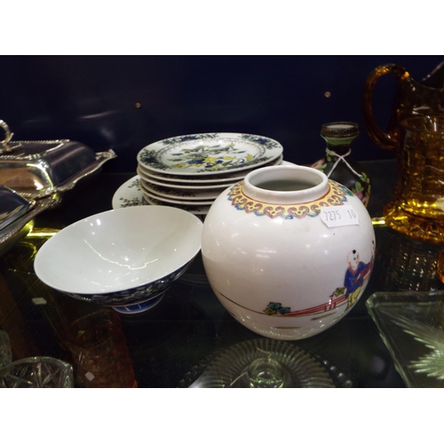 79 - A mixed selection of assorted Oriental china to include plates, bowls, silver rimmed vase etc