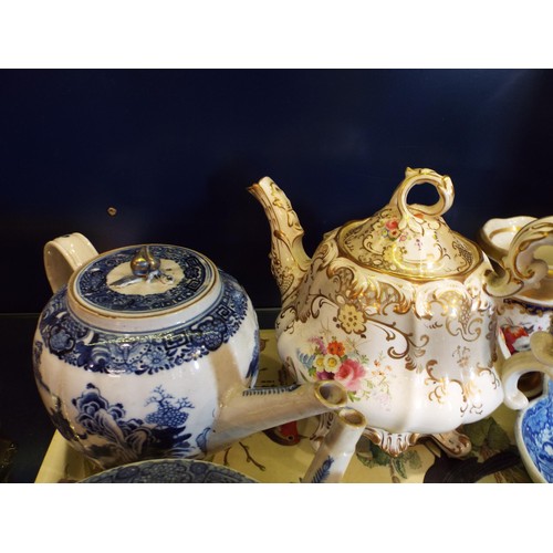 95 - A mixed selection of assorted china to include 'Imari' vase, trefoil dish, tea-pots etc