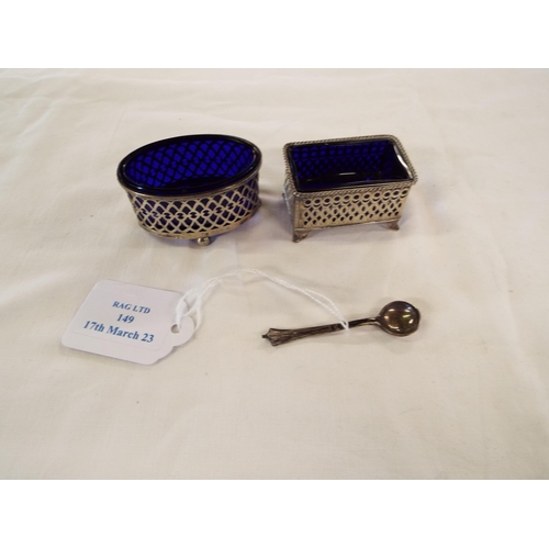 149 - A Birmingham 1897 silver oval salt and a rectangular salt and spoon