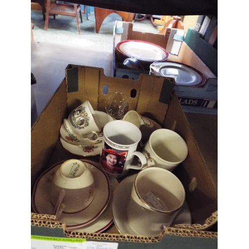 302 - A selection of commemorative cups and saucers