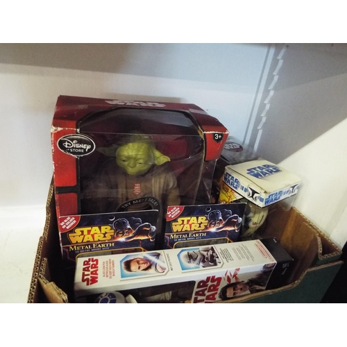 358 - A mixed selection of Star Wars collectables to include 'Han Solo Bobble Head', 'General Grievous' bo... 